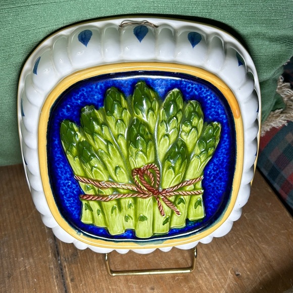 VTG Ceramic Embossed Japanese hand painted Asparagus Mold Decor - Picture 1 of 4